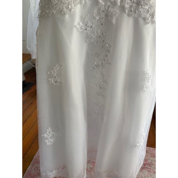 JULIET MERMAID STRAPLESS WEDDING DRESS SIZE XSMALL NWT - Picture 4 of 9